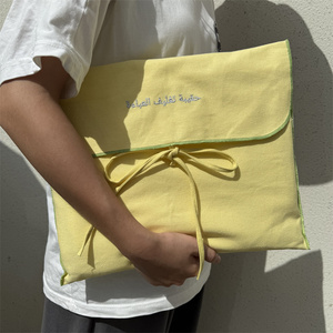 Bolsa de Lona con Solapa de Algodón Amarillo, Personalizada con Logotipo Impreso/Bordado, para Guardar Zapatos, Bolsos, Ropa, Manualidades - Product Image 5