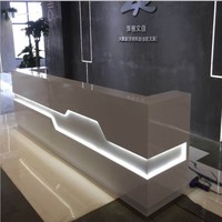 Bureau d'accueil de salon de petite taille sur mesure