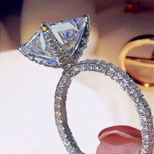 CAOSHI-Anillo de boda clásico de 4 garras para mujer, de piedra cuadrada grande, joyería de estilo antiguo de novia, anillos chapados en plata de diamante Micro pavé - Product Image 3