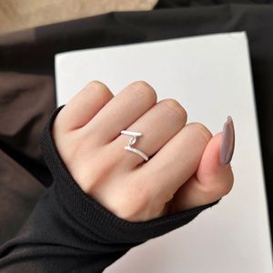 Bague en argent S925 hypoallergénique Dylam Simplicity Design, double couche, émail blanc, torsadée, géométrique, marquise, zircone 5A - Product Image 6