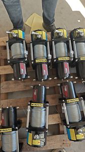 Winche Eléctrico para Vehículos Todoterreno 4x4 de 13000 lb, 710W-1400W, 24V, Fabricado en Vietnam, para Remolque - Product Image 6