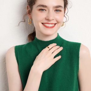 2024 mode Style mongolie cachemire pull col roulé gros tricoté en gros hiver cachemire <span class=keywords><strong>laine</strong></span> pull femmes gilet - Product Image 2