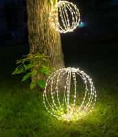 Neue Outdoor-Weihnachtsdekoration Große Hängende 3D-Eisendrahtkugel-Leuchte mit 280 Warmen Mini-LEDs