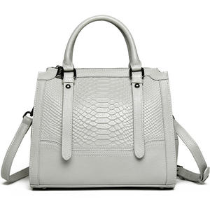 2026 New Women's Genuine Leather Single-<b>Shoulder</b> Crossbody <b>Bag</b>-<b>Large</b> Capacity Waterproof Zipper Closure Fashion Handheld Design - Product Image 6