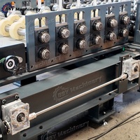 Machine de formage à rouleaux entièrement automatique pour la production de panneaux de bacs de jardin surélevés en métal pour la culture de fleurs et de légumes
