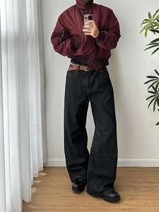 Jeans en <span class=keywords><strong>denim</strong></span> brut <span class=keywords><strong>Okayama</strong></span> en crin de cheval sur mesure en gros - 14,5 oz Scimitar Fade Raw Wash, coupe ample et polyvalente - Product Image 3