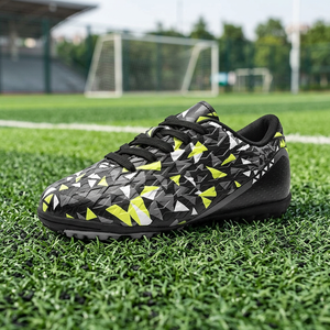 Chaussures de football à motif géométrique noir et jaune, crampons pour terrain synthétique, chaussures de football basses - Product Image 3