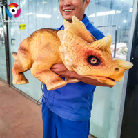 Marionnette à main personnalisée pour Halloween, dinosaure bébé Triceratops réaliste, en vente pour les parcs d'attractions et les centres commerciaux