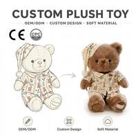 Ours en peluche personnalisé en pyjama, jouet en peluche 25 cm, fabricant, poupée en peluche de haute qualité, animal en peluche, vente en gros, faible MOQ, OEM