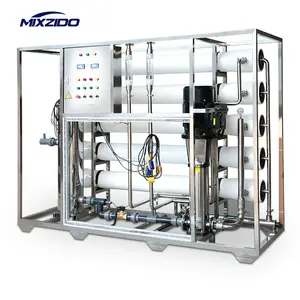 ماكينة معالجة المياه بالتناضح العكسي / نظام معالجة المياه بالتصفية فوق الصافي / معدات إنتاج مياه للشرب