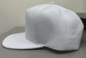 Gorras de Béisbol Personalizadas con Parche/Logotipo de PVC, Gorras de Pana sin Estructura con Visera Plana, Gorras de Pana con Cierre a Presión - Product Image 2