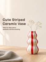 Vase en céramique en forme de gourde, peint à la main, à rayures colorées, décoration minimaliste nordique pour la maison, centre de table, cadeau
