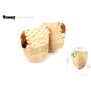 รังนกไม้ไผ่ยอมมี่ ขนาดเส้นผ่านศูนย์กลาง 10 ซม. พร้อมตะขอโลหะสำหรับกรงนก - Product Image 1