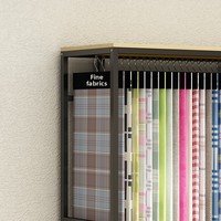 Présentoir en tissu sur rail en métal multifonctionnel, ensemble de quatre pièces pour l'affichage de textiles de maison avec coussins, édredons et draps