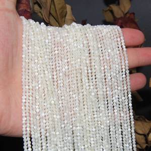 Perles rondes facettées en nacre véritable de 15,3 pouces, 2 mm 3 mm, perles en nacre en vrac pour la fabrication de bijoux, vente en gros - Product Image 1