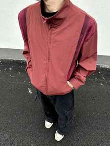 Chaqueta deportiva cortavientos de nailon ligera para hombre, venta al por mayor, chaqueta de chándal para correr de verano informal de Color rojo en contraste, ropa de invierno - Product Image 3