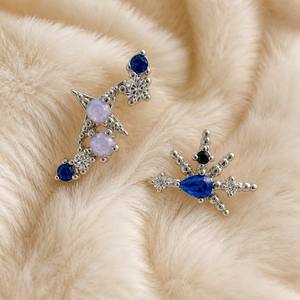 Boucles d'oreilles clous asymétriques en forme d'étoile plaquées argent avec zircon multicolore incrusté, bijoux pour femmes, vente en gros OEM/ODM - Product Image 2