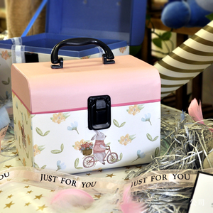 2024 Día de San Valentín logotipo personalizado lindo conejito maleta cuadrado flor Cajas de Regalo para <span class=keywords><strong>arreglos</strong></span> de ramo - Product Image 2