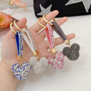 Llavero de alta calidad con cabeza de <span class=keywords><strong>Mickey</strong></span> de strass y diamantes de imitación, con bola de cristal completa, cordón de cuero, bonito colgante para bolso, joyería - Product Image 2