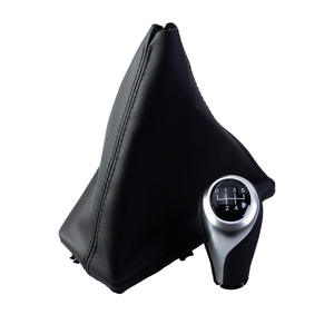 Couvre-poignée de levier de vitesse en cuir noir 6 vitesses pour BMW F15 style classique - Product Image 1