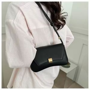 High Quality Popular Large Capacity Women Shopping Handbags Portable Luo Shoushou <b>Straw</b> <b>Bag</b> - Product Image 3