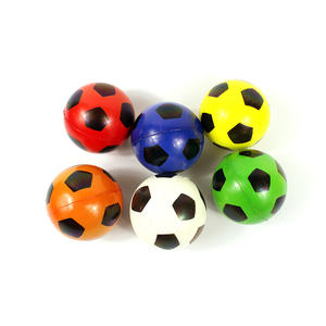 Kunden spezifischer Sport fußball fußball weicher Pu-Schaum runder schwarzer und weißer Stress ball gegen Stress abbau mit individuellem Logo gedruckt - Product Image 6