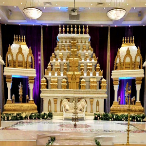 Mandap Grand Manavarai doré pour mariage indien du sud, thème extérieur Rajagopuram pour les cérémonies de mariage - Product Image 1