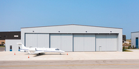 Hangar d'avion à structure en acier durable, à portée libre, longue durée de vie pour les centres de maintenance aéronautique