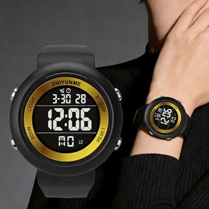 Montre Homme Digitale Chronographe Compte à Rebours Étanche 50m avec Affichage LED pour Sportifs - Vente en Gros - Product Image 1