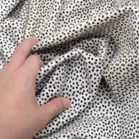 Cuir véritable imprimé Dalmatien de luxe avec doublure épaisse en fourrure pour la fabrication de sacs, ceintures, étuis à montres, boîtes à bijoux