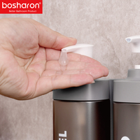 Vente en gros de support de distributeur de savon liquide en plastique ABS auto-adhésif personnalisé 500 ml * 2 en 1 pour montage mural distributeur de shampoing