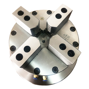 Mandrin pneumatique à 4 mors de 144 mm pour centre d'usinage, serrage haute précision - Product Image 1