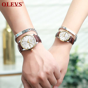 OLEVS orologio da polso da uomo e da <span class=keywords><strong>donna</strong></span> di marca Fashion Business Style quarzo Core orologio da polso in pelle luminoso impermeabile per gli amanti - Product Image 2