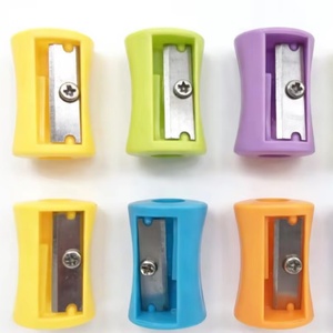 Sacapuntas Personalizado con Logotipo, Portátil, de un Solo Orificio, Manual, de Plástico, para Lápices Estándar y de Colores - Product Image 1
