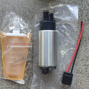 ปั๊มน้ำมันเชื้อเพลิงไฟฟ้ารถยนต์ประสิทธิภาพสูงสำหรับขายส่ง รุ่น 23221-22140 23221-23010 สำหรับรถยนต์โตโยต้า ไอโก้ โคโรลล่า ฮุนได ปั๊มน้ำมันเชื้อเพลิง - Product Image 2