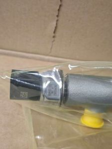 รางหัวฉีดคอมมอนเรลของแท้ใหม่ รุ่น 9144A200A หมายเลข 320/06624 พร้อม 9307-515A 9307z515A - Product Image 2