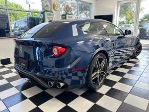Autos Usados en Venta, FF AWD 2015-2022, Cuero Oscuro, 2 Puertas, Hatchback, ACC, Volante a la Izquierda, Aluminio - Product Image 4