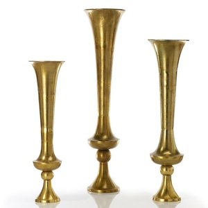 Highest Quality 3 Different Colors Aluminium Flower <b>Vase</b> Customized Size Wedding Centerpiece Fancy Flower <b>Vase</b> - Product Image 6