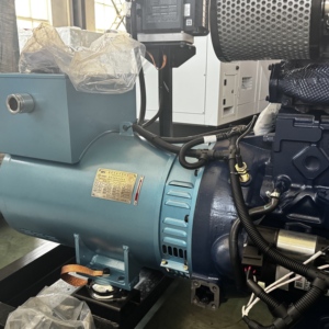 Générateur marin triphasé 48KW 60KVA pour bateau de travail portuaire de petite taille, haute fiabilité - Product Image 3