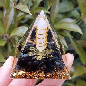 Pirámide de Orgón de Cristal Blanco con Bobina Dorada, Generador de Energía Ecológico Hecho a Mano, para Bautizo, Aniversario, Cumpleaños, Meditación, Energía Positiva - Product Image 2