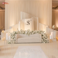 Nouvelle conception de décorations de scène de mariage, rideaux, draperies, cadre en métal blanc ondulé, arche décorative, toile de fond