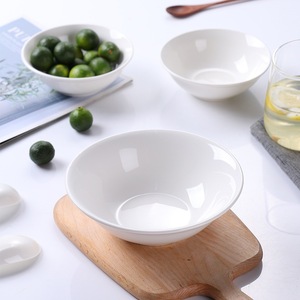 Bols en <span class=keywords><strong>porcelaine</strong></span> blanche toutes tailles, lignes concentriques simples et fines, finition lisse et brillante sous l'underglaze, sans BPA, étanches et écologiques - Product Image 3