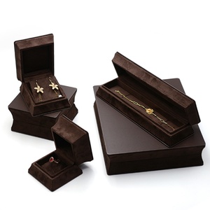 Boîte à bijoux en velours violet foncé, design taille cintrée, ensemble multi-pièces, logo personnalisé, luxe haut de gamme, faible MOQ, vente en gros pour mariages/vente au détail - Product Image 5