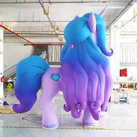 Modèle de personnage de petit poney gonflable sur le thème des dessins animés, licorne gonflable géante pour événements et expositions