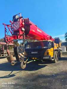 2021 Sany STC750T 75Ton Grúa sobre orugas usada Excelente estado con motor de núcleo Bomba de motor de caja de cambios Buen precio - Product Image 3