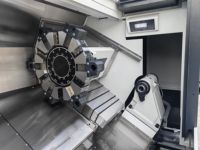 Tour à lit incliné 4 broches automatique robuste 12 axes haute précision avec pompe à roulement Fanuc