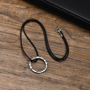 블랙 가죽 끈 체인 단조 반지 펜던트 스테인리스 스틸 클래식 남성용 패션 링 목걸이 - Product Image 6