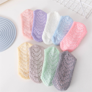 Calzini in <span class=keywords><strong>pile</strong></span> di corallo personalizzati in tinta unita da pavimento colorati caldi da donna <span class=keywords><strong>con</strong></span> impugnatura - Product Image 4