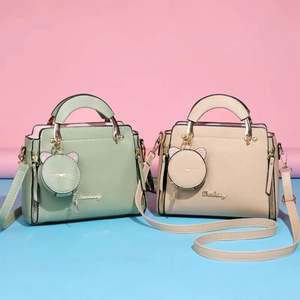 กระเป๋าผู้หญิงแฟชั่นใหม่ กระเป๋าสะพายข้างลายแมวน่ารัก กระเป๋าถือ PU สีพื้นสุดฮิต กระเป๋าสะพายไหล่เดียว - Product Image 2