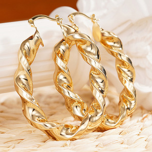 Orecchini a Spirale Lucidi per Donne, Gioielli alla Moda Eleganti e Trendy - Product Image 6